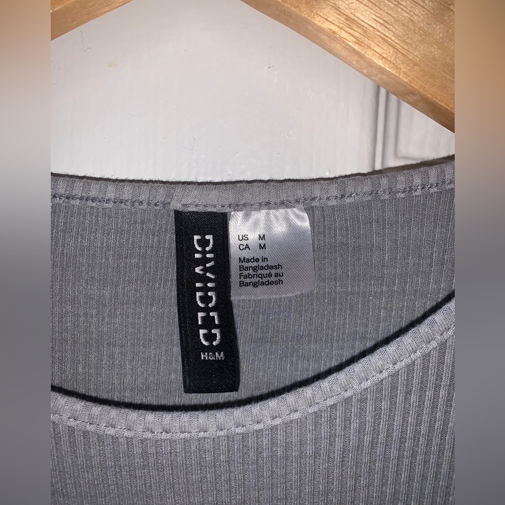 H&M Drawstring Top - Picture 5 of 5